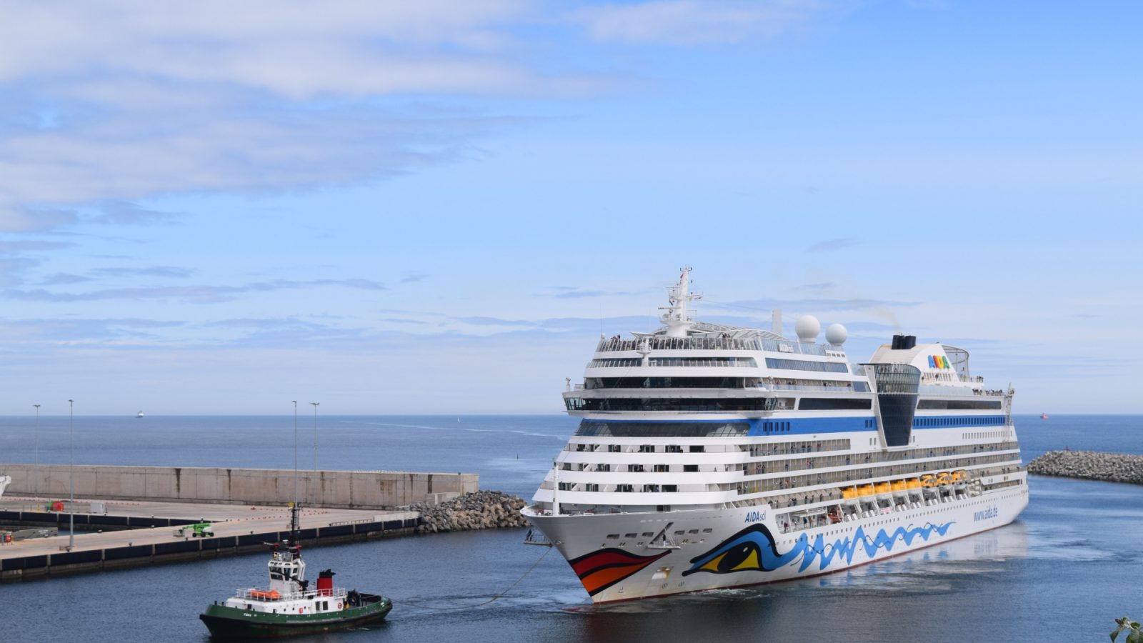Aberdeen set for record cruise season as calls rise 12% in 2026