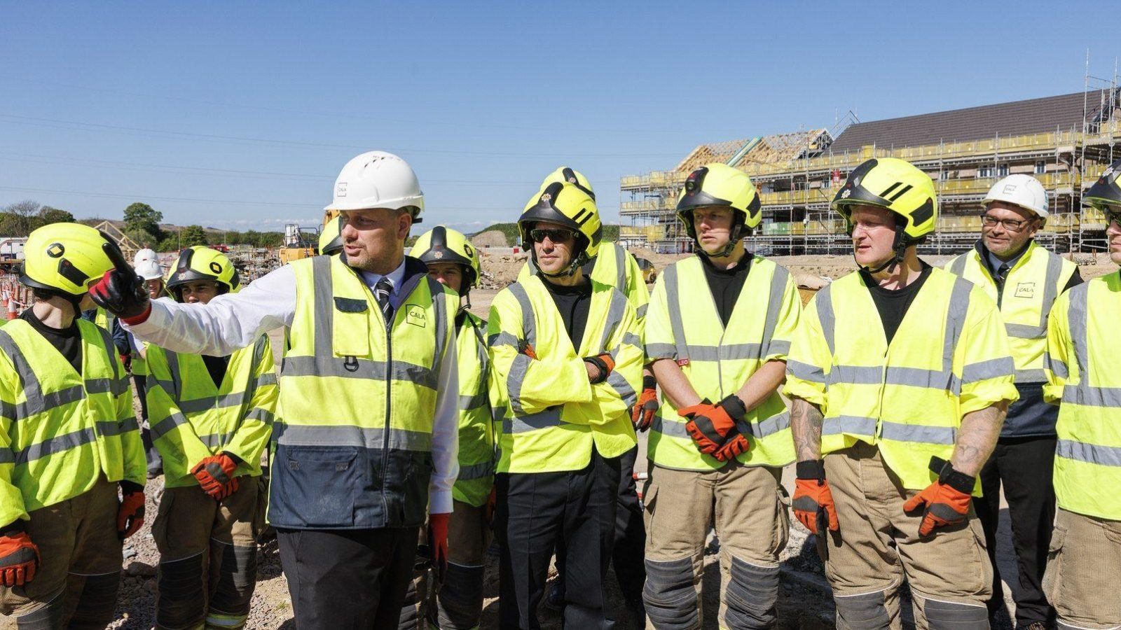 Local emergency services team up with Cala Homes to boost site safety awareness